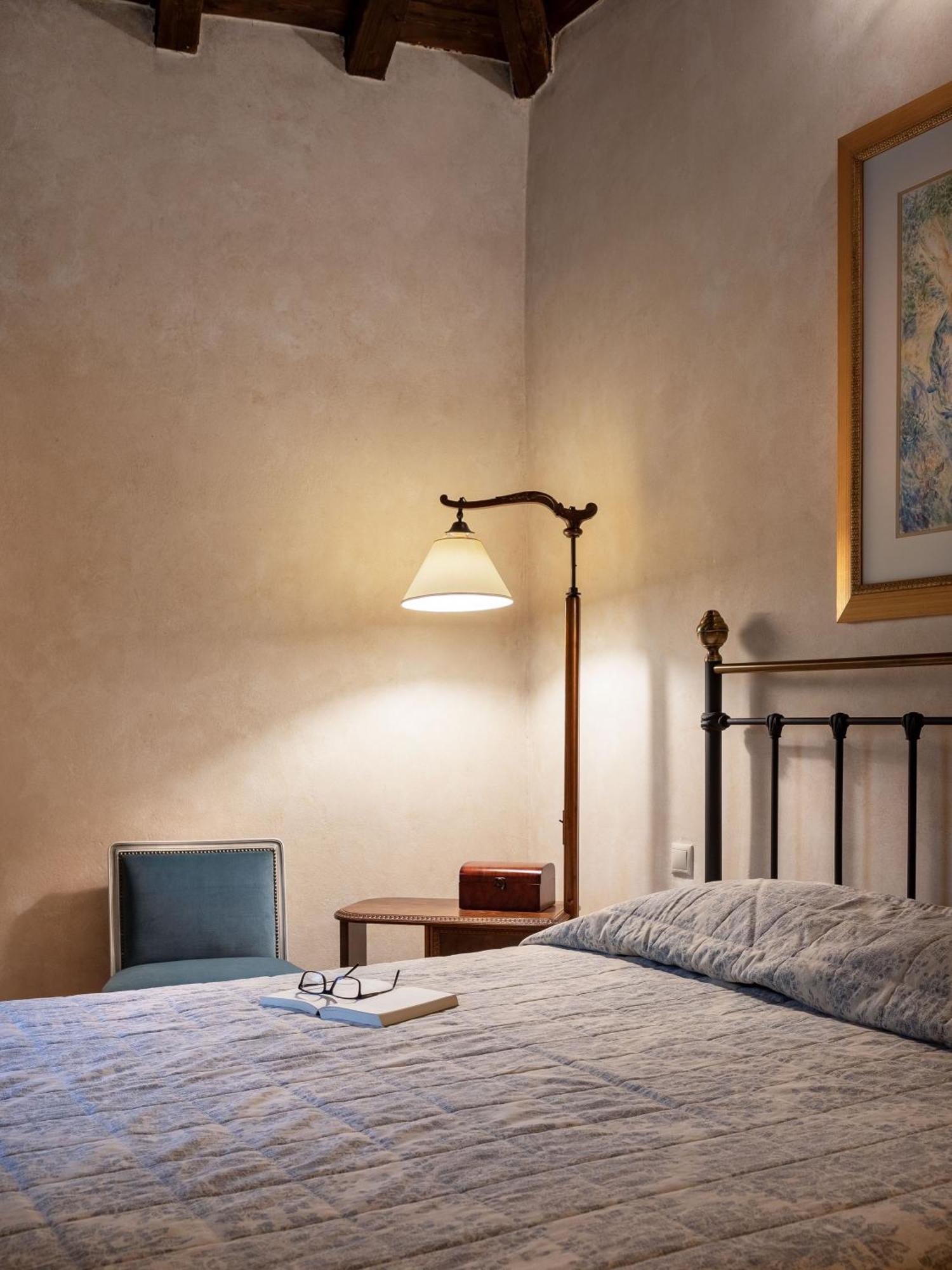 Ostra Menalon Luxury Suites Kardaras Экстерьер фото