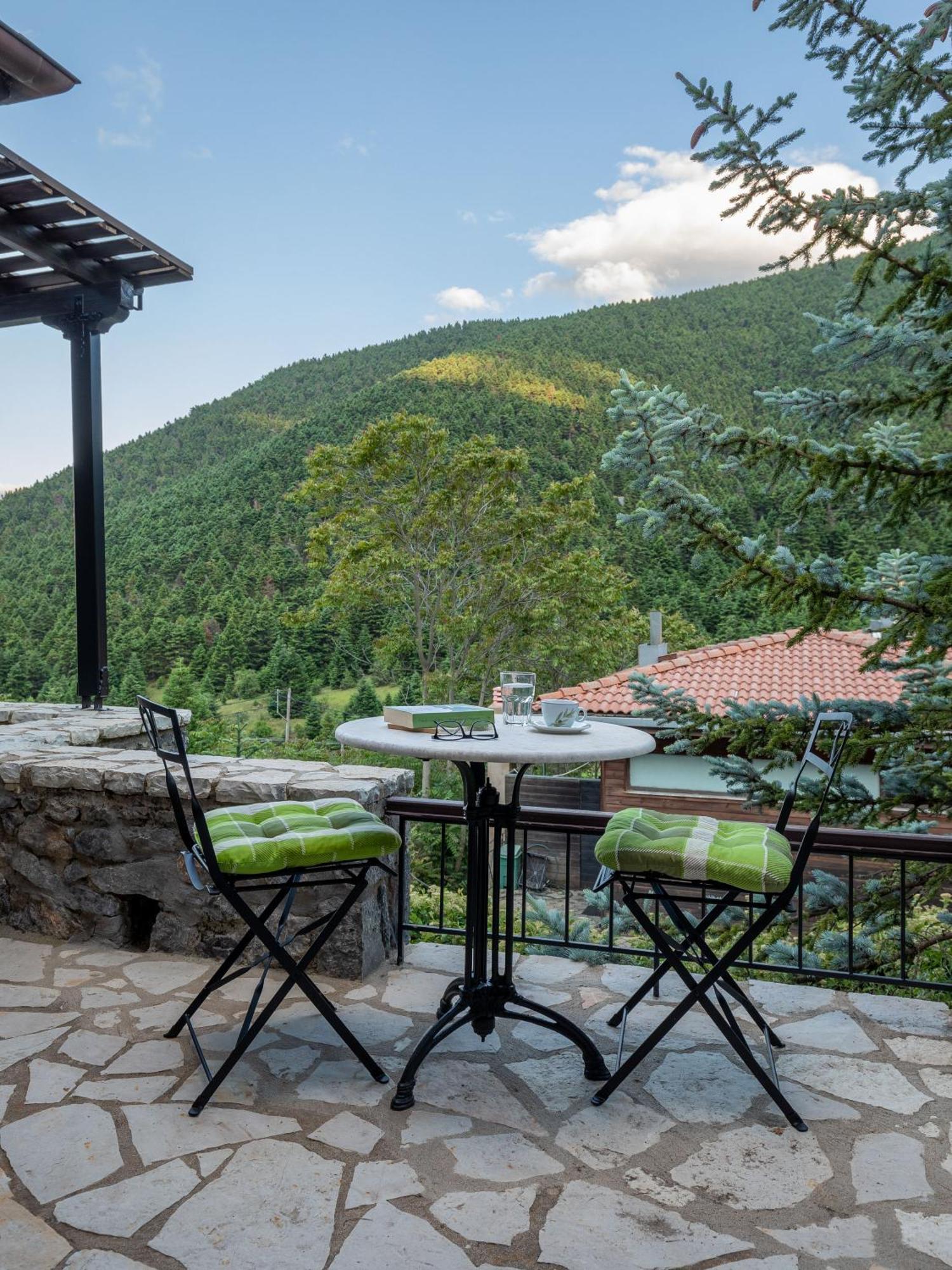 Ostra Menalon Luxury Suites Kardaras Экстерьер фото