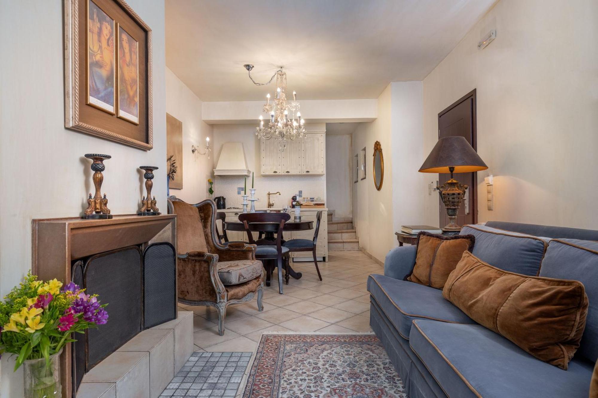 Ostra Menalon Luxury Suites Kardaras Номер фото