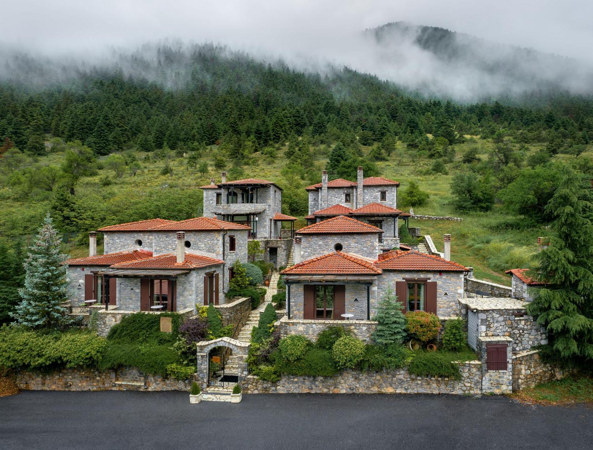 Ostra Menalon Luxury Suites Kardaras Экстерьер фото